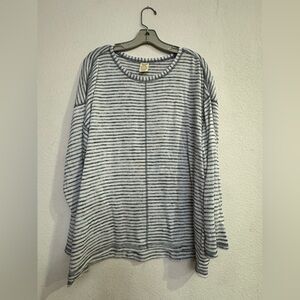 Faded Glory Gray Striped Top
